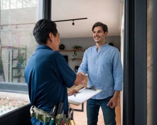 Sistemi di manutenzione predittiva per porte automatiche