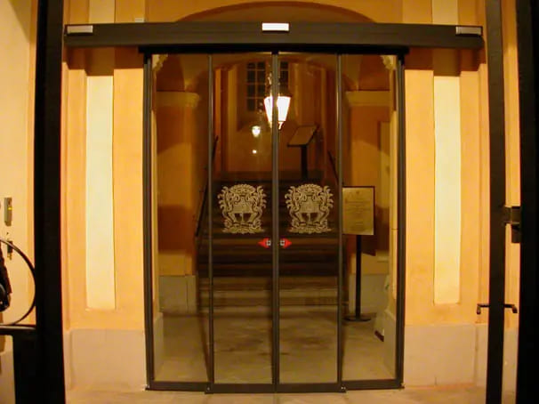 Porte automatiche di tutte le misure | Automacenter